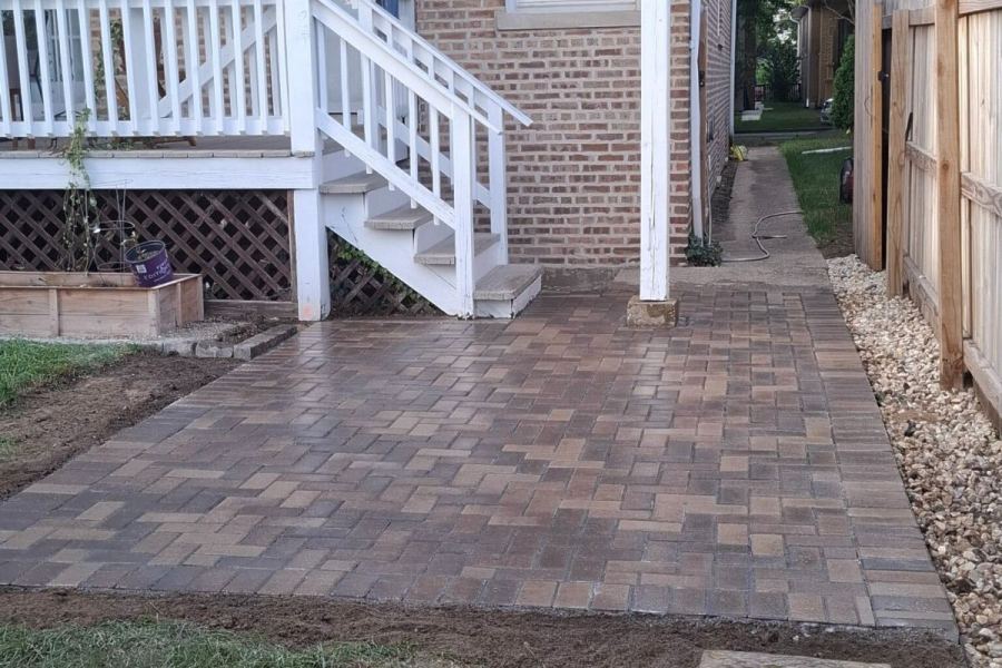 Hardscape patio in Winnetka - Lanscaping