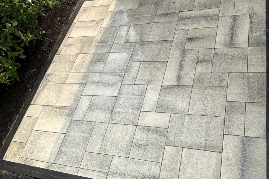  Unilock Umbriano with Mattoni dark charcoal Premier Border Patio 