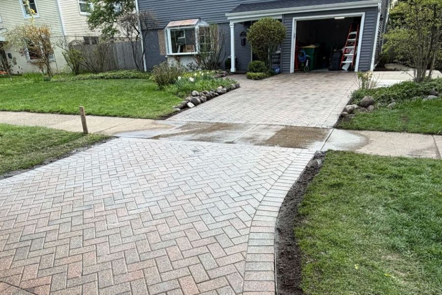 Hardscape Driveway in Park Ridge - Landscaping