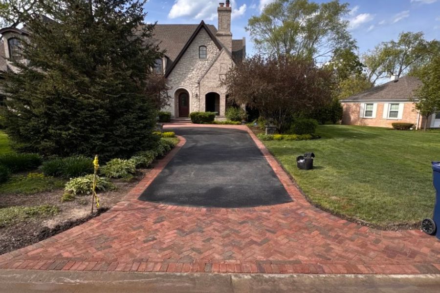 Driveway with Paving in Northbrook 