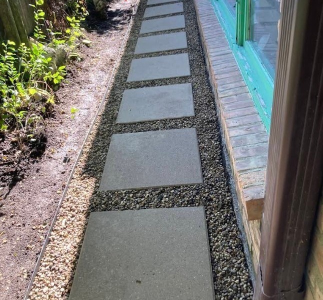 Hardscape Stepper Walkway Evanston - Lanscaping