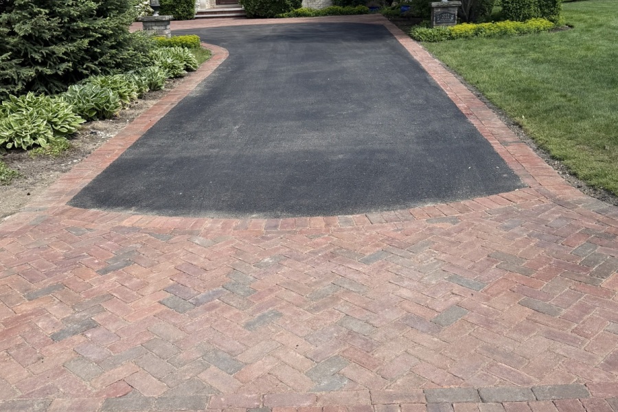 Driveway with Paving in Northbrook 
