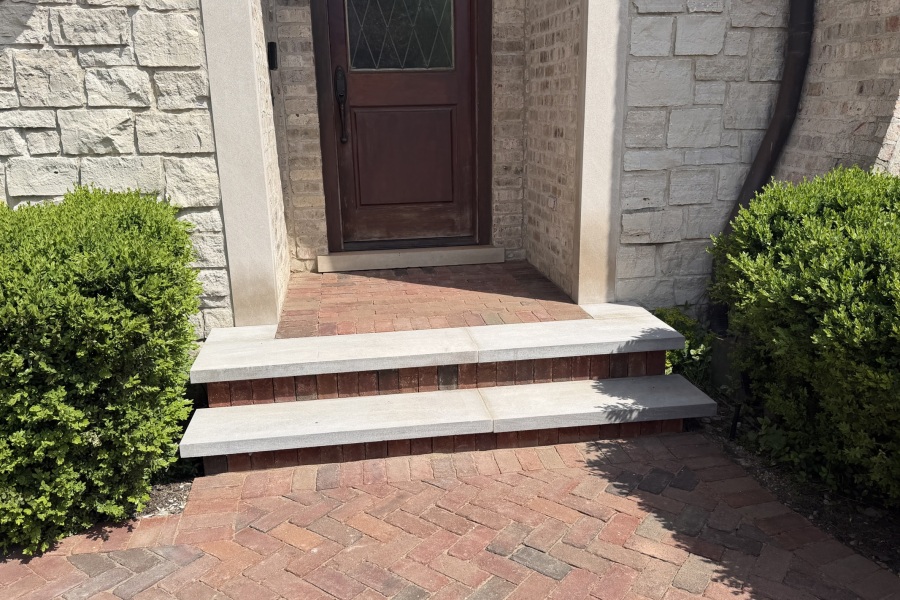 Northbrook entry steps - Lanscaping