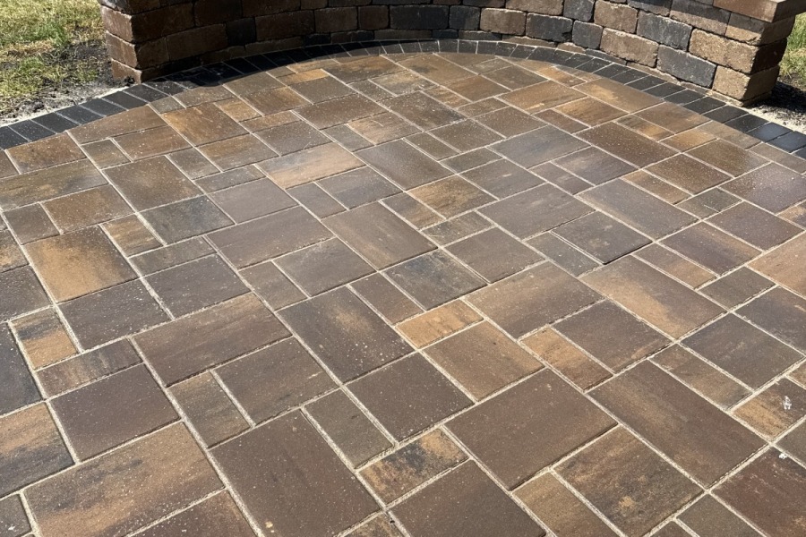 Olde Quarry Stone Retaining Wall and Patio 