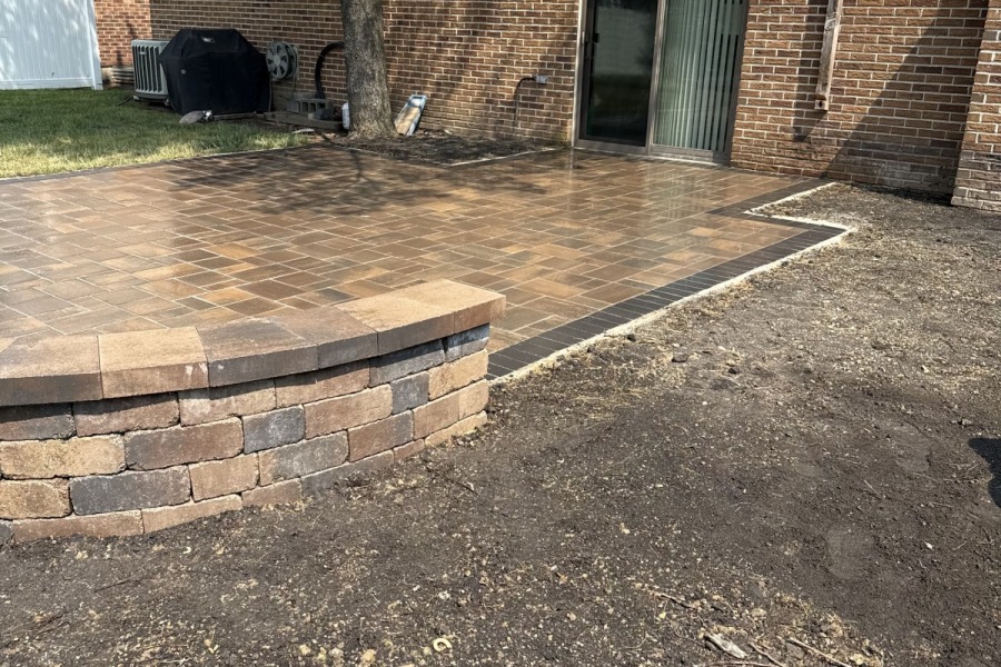 Olde Quarry Stone Retaining Wall and Patio 