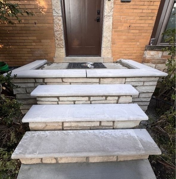 Hardscape steps in Lake Bluff Before - 1