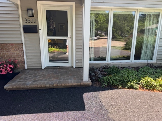 Unilock Holland Premier Stoop Front Steps Glenview  - Landscaping