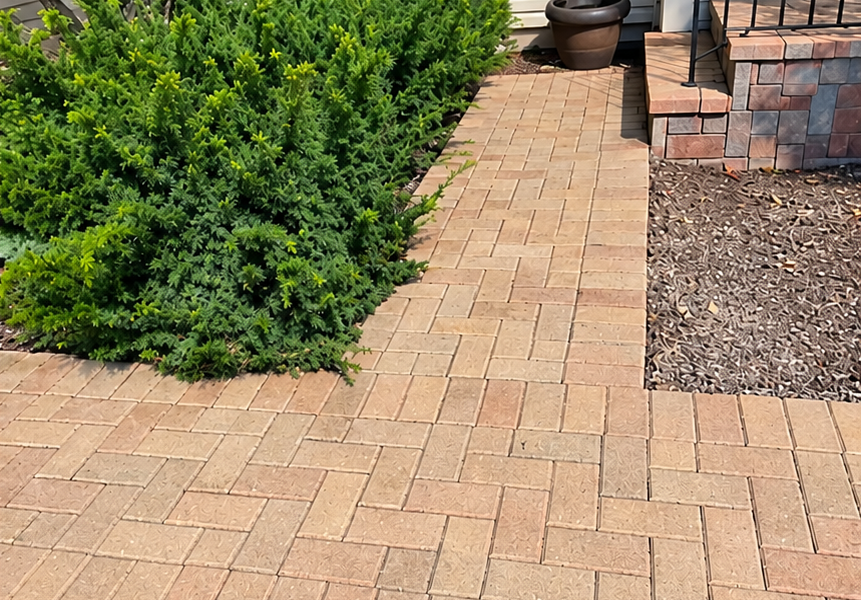 hardscape walkway in Riverwoods - Lanscaping