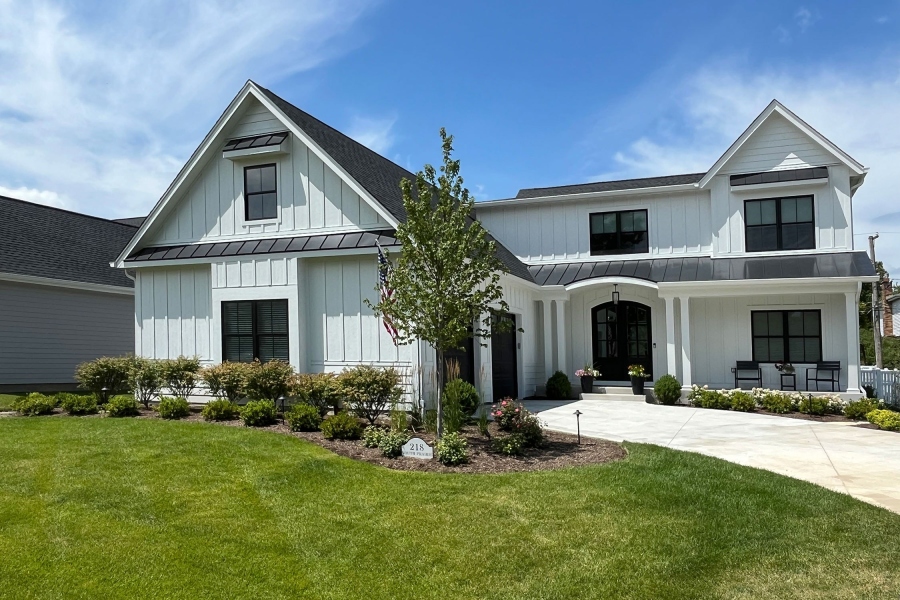 Entire Outdoor Construction Management