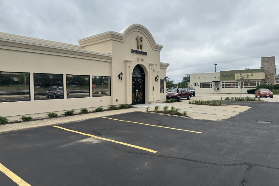 Commercial Daylily Installation and Maintenance Cleanup Deerfield - Landscaping