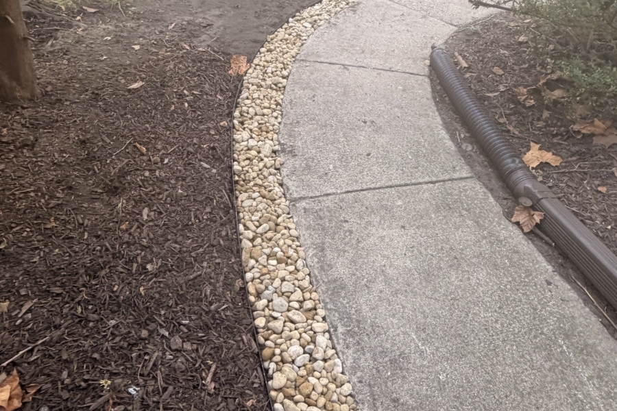 Landscape Install Gravel in Evanston - Lanscaping