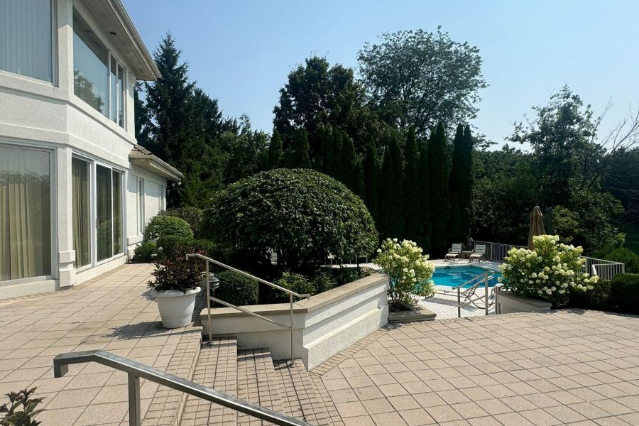 Maintenance Trimming Install Glencoe - Landscaping