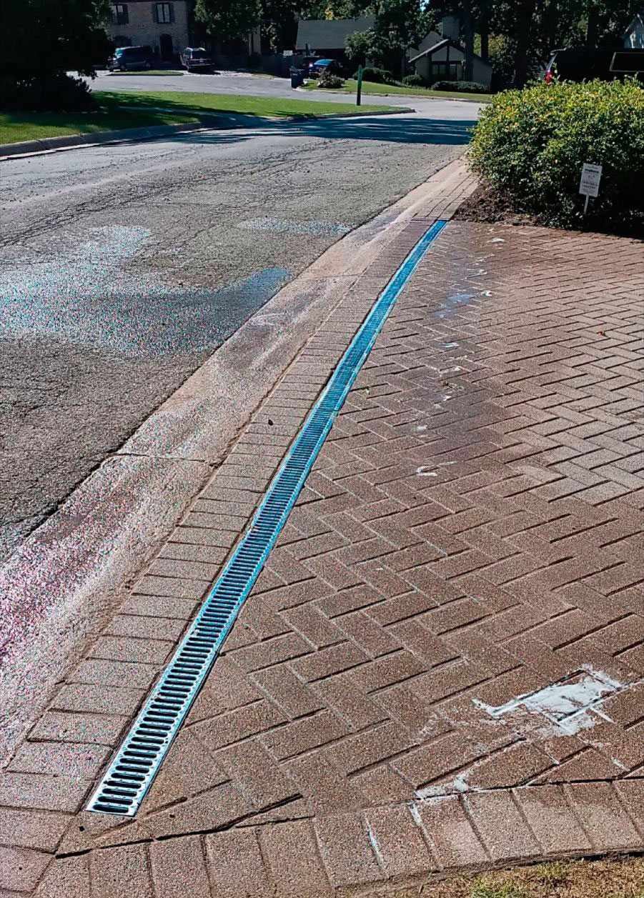 brick-driveway-channel-drain-project-in-the-village-of-riverwoods-brick-stone-drainage